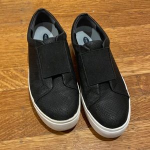 Dr Scholl’s snakeskin platform sneakers